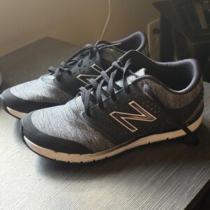 New Balance Men's Black and Gray Athletic Shoes